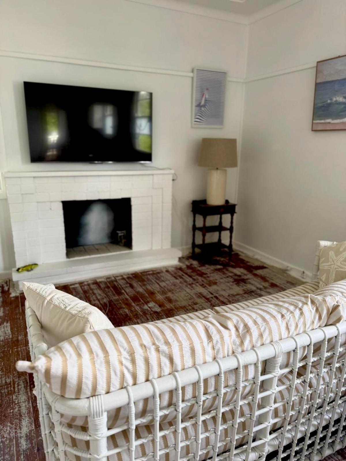 Sandon Point Coastal Cottage Буллі Екстер'єр фото